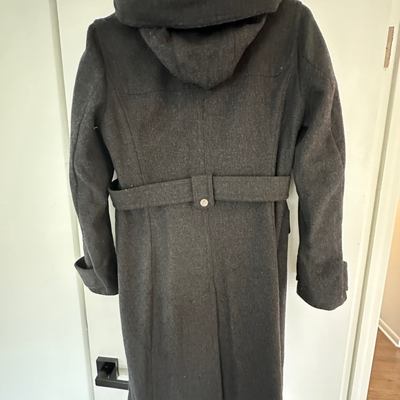 Gorgeous, charcoal grey wool blend military peacoat, only worn once!!!! - Picture 7 of 7